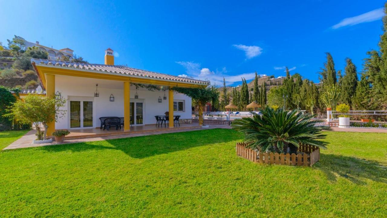 Casa Rocio Y Paloma Vinuela By Ruralidays Villa Exterior photo