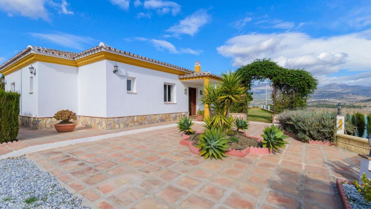 Casa Rocio Y Paloma Vinuela By Ruralidays Villa Exterior photo